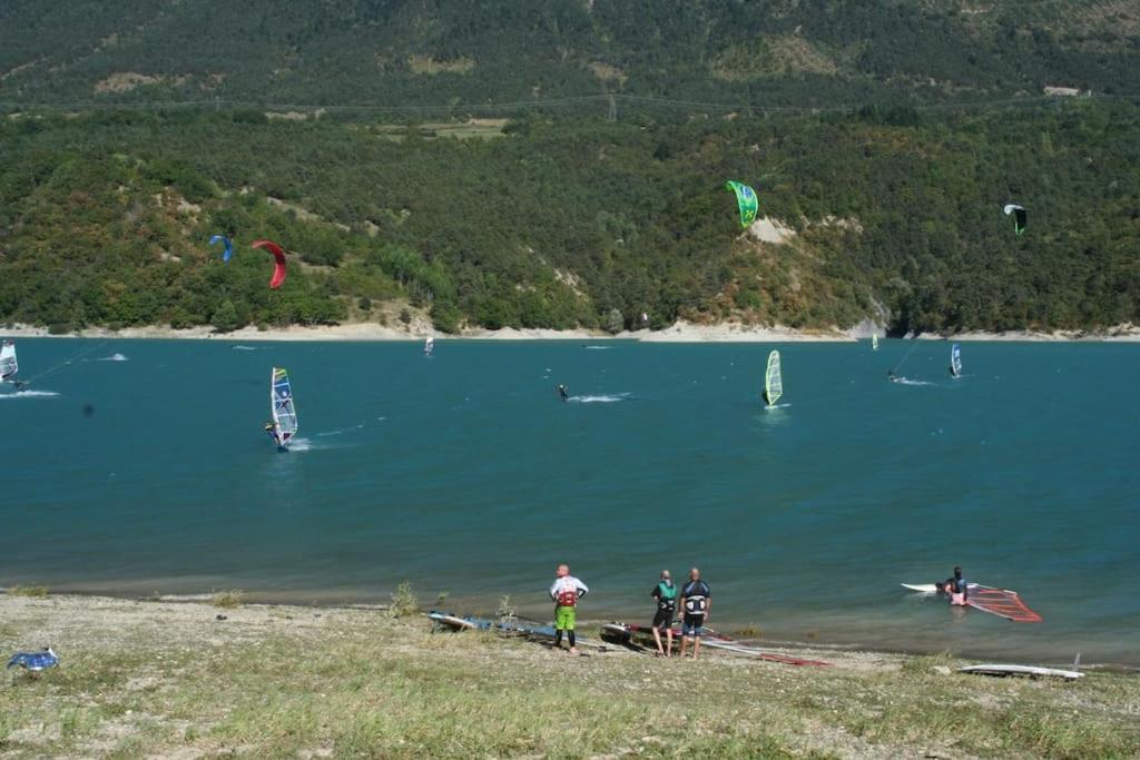 Gite De Charme : La Grange Au Lac Azur Treffort  Ngoại thất bức ảnh